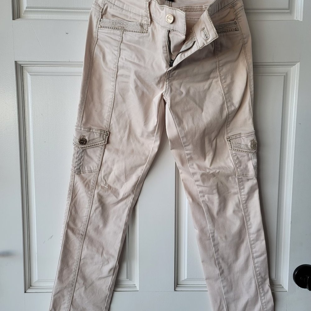 White House Black Market beige embroidered cargo pants with stretch size 0R